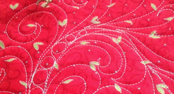 http://weallsew.com/wp-content/uploads/sites/4/2016/01/How-to-quilt-feathers-1200-x-1200-red_alt1-555x300.jpg