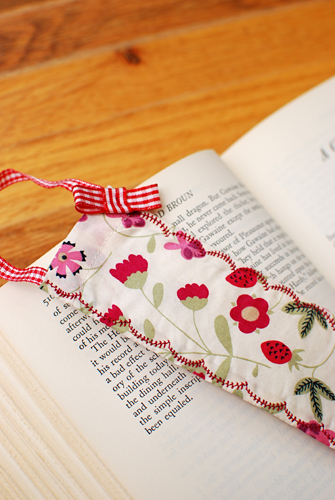 How to Make a Scented Bookmark - WeAllSew