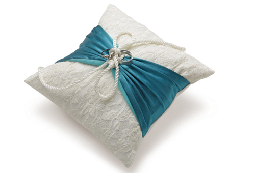 How To Sew An Upcycled Ring Bearer S Pillow Weallsew