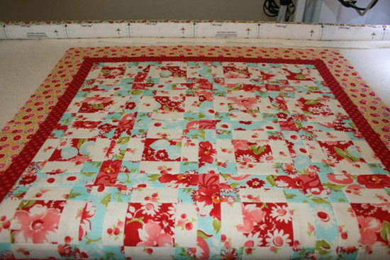 Longarmer Quilt Tip: How to Load the Frame - WeAllSew