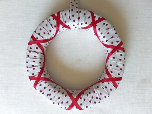 Danish Wreath - wrap with ribbon
