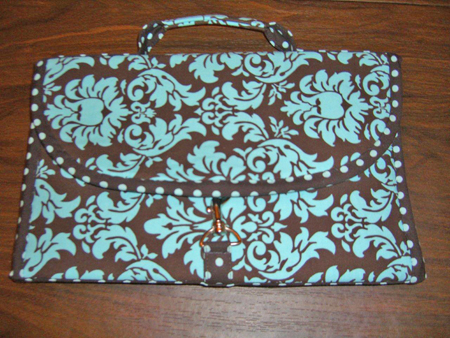 Lined Clear Vinyl Clutch - WeAllSew