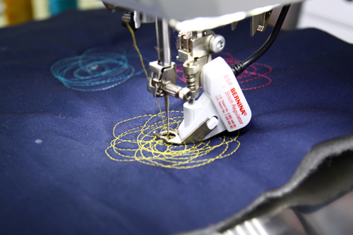 Artsy Purse - free-motion stitching