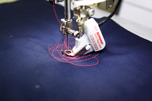Artsy Purse - free-motion stitching