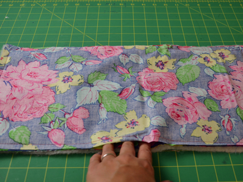 How to Sew a Makeup Brush Roll-Up - WeAllSew