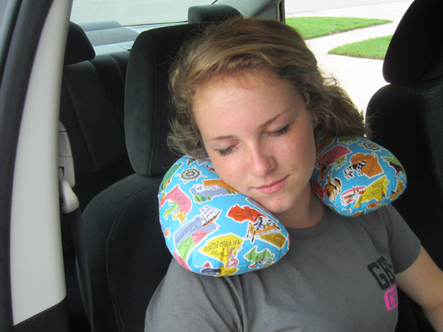 Diy car clearance neck pillow