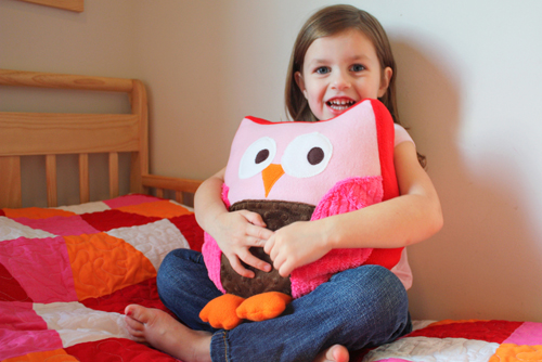 How To Make A Snuggly Owl Pillow Weallsew - Easy Diy Owl Pillowcase
