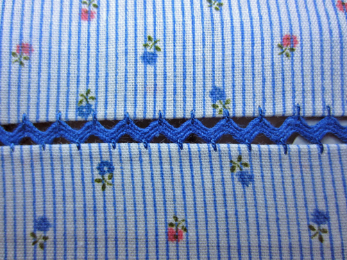 Floating Rickrack Sewing Technique