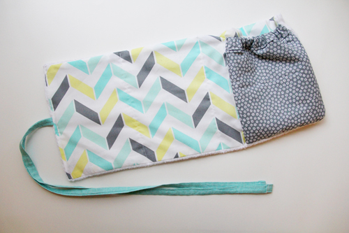 How to Make a Wrap Burp Cloth with Heat-Retaining Bottle Pocket