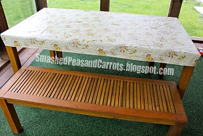 fitted table cloth