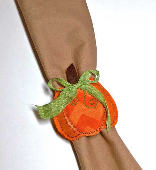 DIY In-the-Hoop Pumpkin Napkin Ring