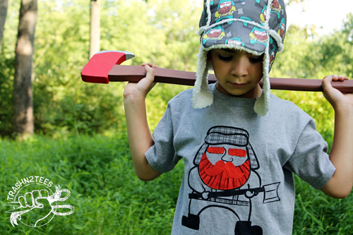 Lumberjack-Hat-with-wooden-axe