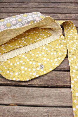 How To Sew a Modern Fanny Pack - WeAllSew