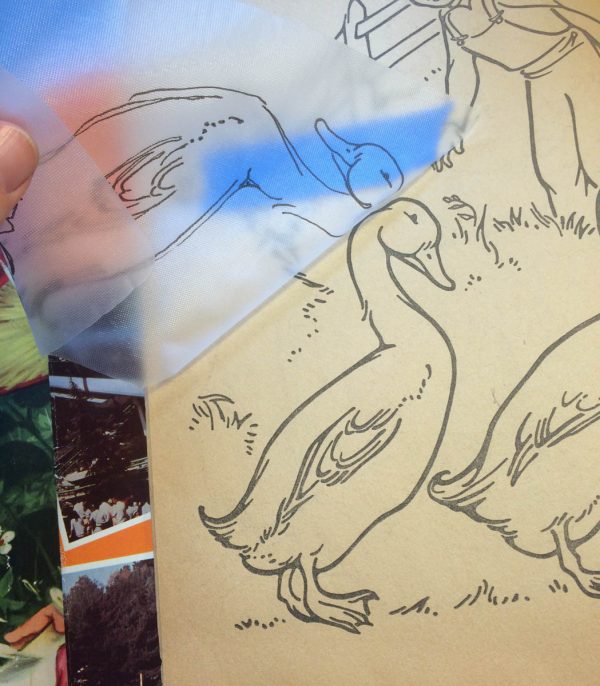 Image Transfer Tip Using Water Soluble Stabilizer - Step 2 - Trace down the duck