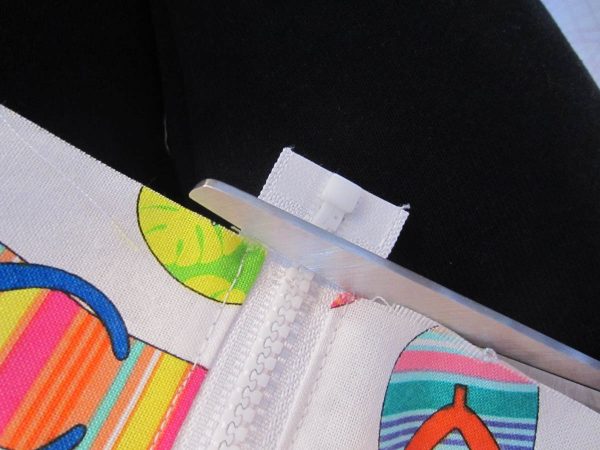 Swim Wetbag Sewing Tutorial - 4.	Remove excess zipper tape