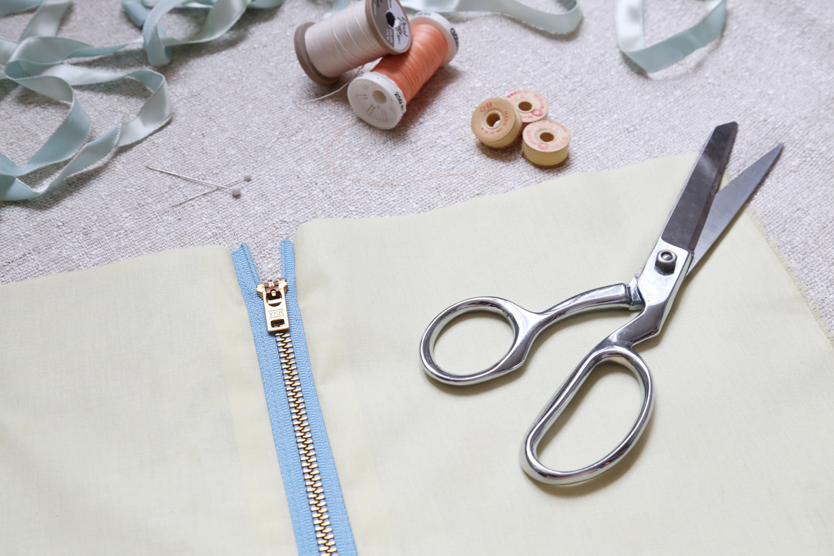 How to sew an exposed zipper - Cucicucicoo