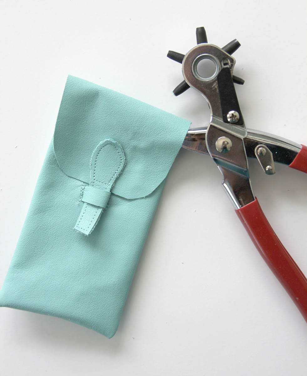 Leather iPhone Purse Tutorial _ Use your Revolving Punch Plier