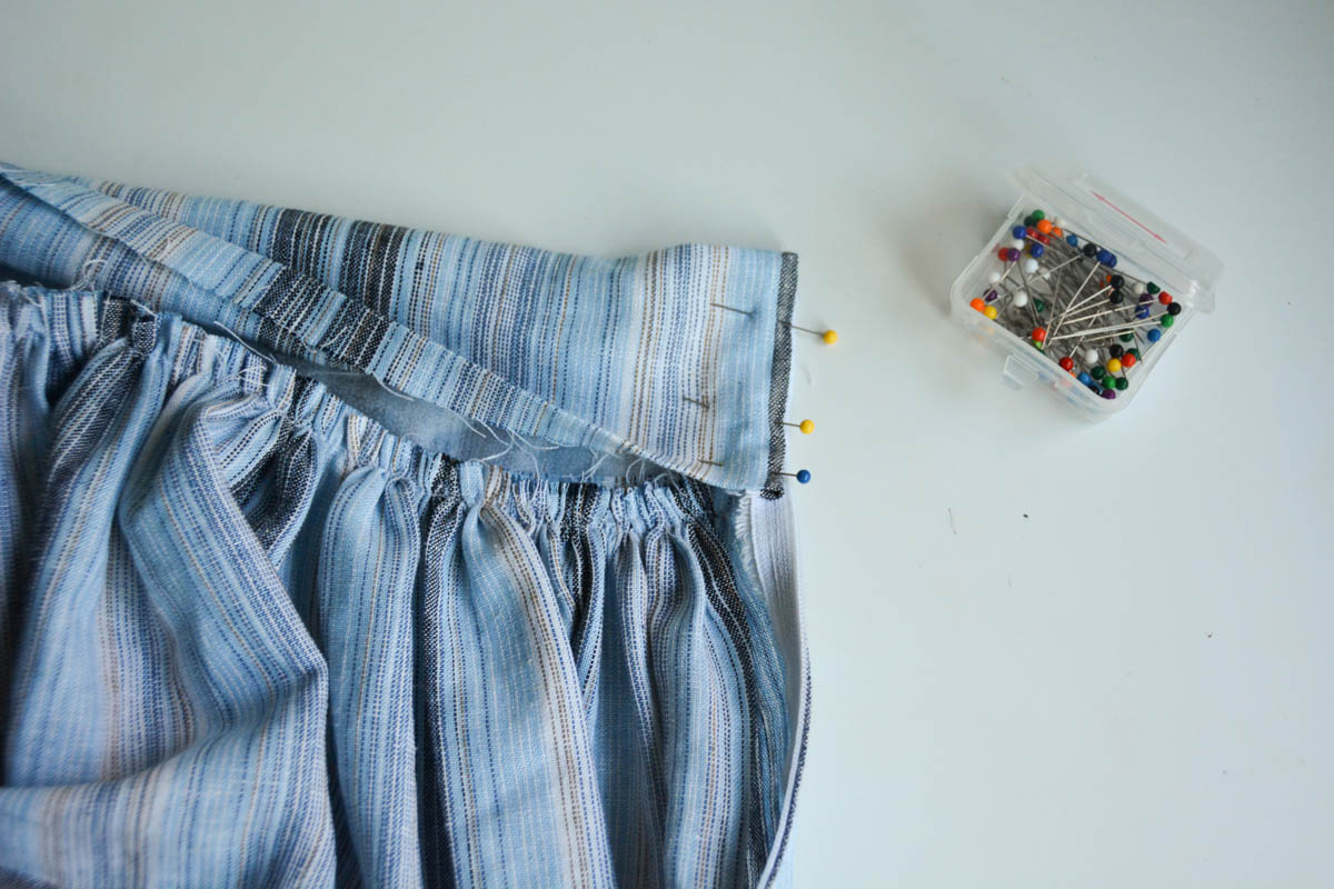 Midi Skirt Tutorial - pin the waistband
