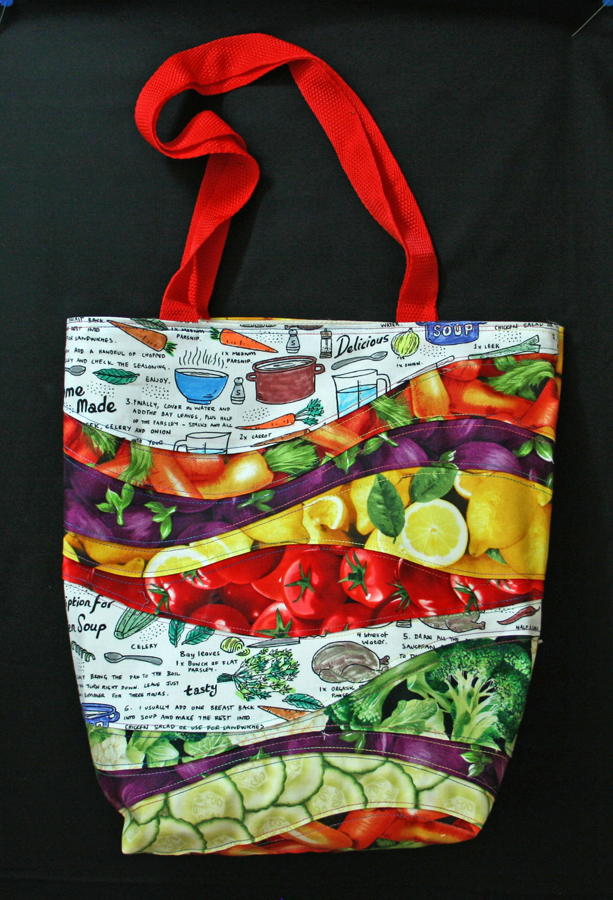 Recycle old canvas bags into made-over market bags with this tutorial.