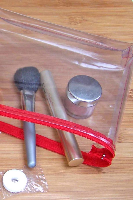 How to sew a clear vinyl pouch