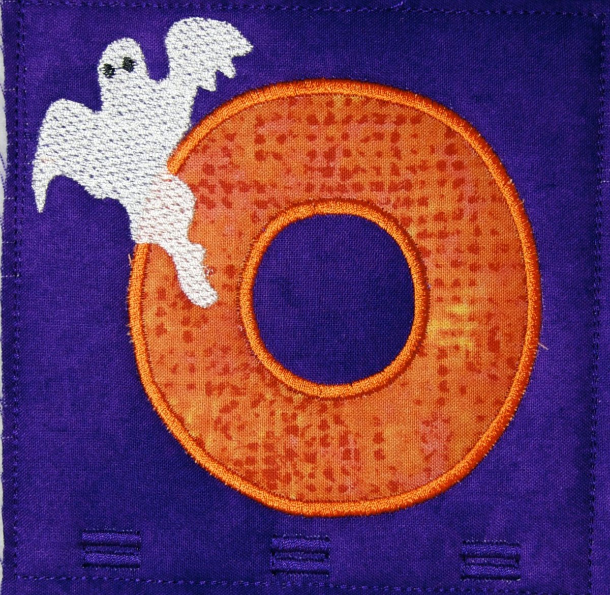 Halloween Wall Hanging (Free Embroidery Designs) - WeAllSew