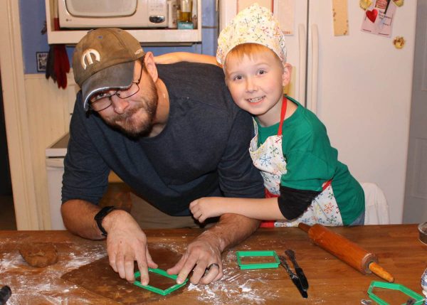 Gingerbread House Building 