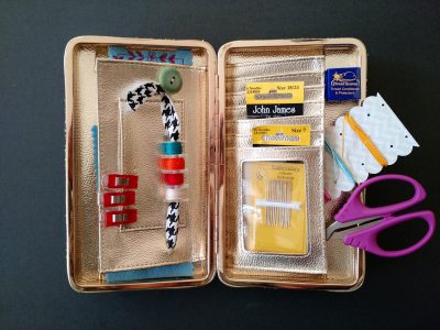 Travel Kit Tutorial - include the option of a loop for holding L-class bobbins.