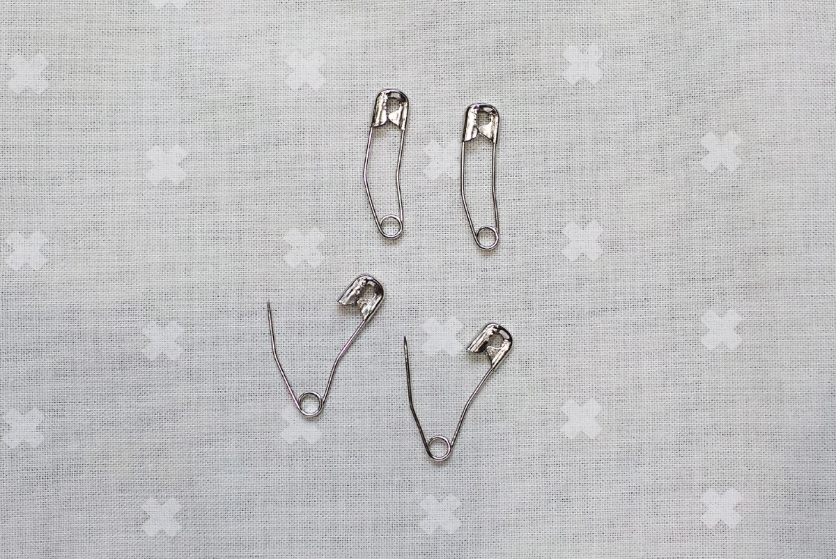 How to Pin Baste a Quilt WeAllSew