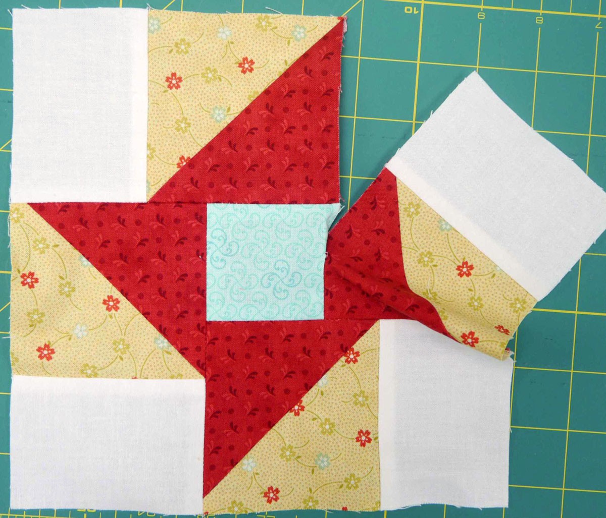 Quartered Star Block with Partial Seams - WeAllSew