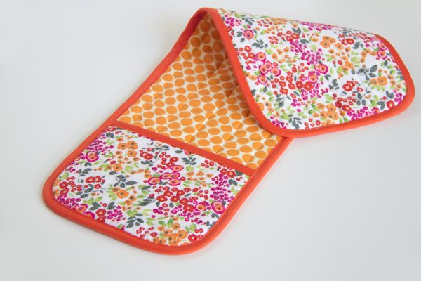 Double Pot Holder with Hand Pockets 12