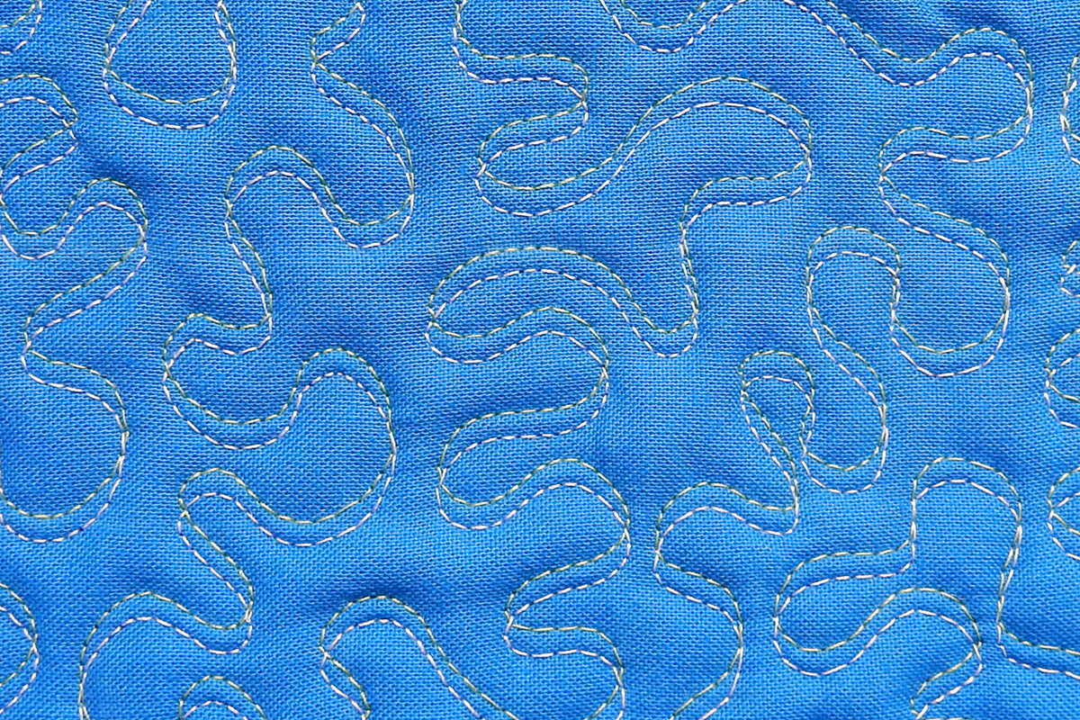 free machine quilting open meandering pattern