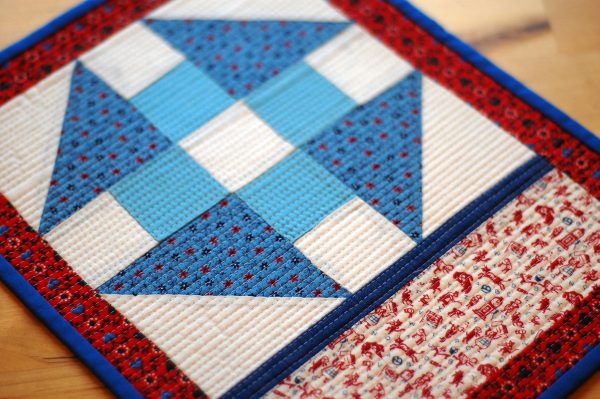 Orphan block mini-quilt tutorial