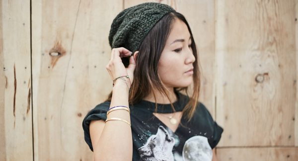 How to upcycle an old sweater into a beanie