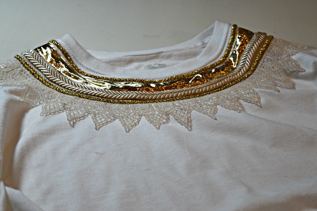 Statement Necklace TShirt Tutorial WeAllSew
