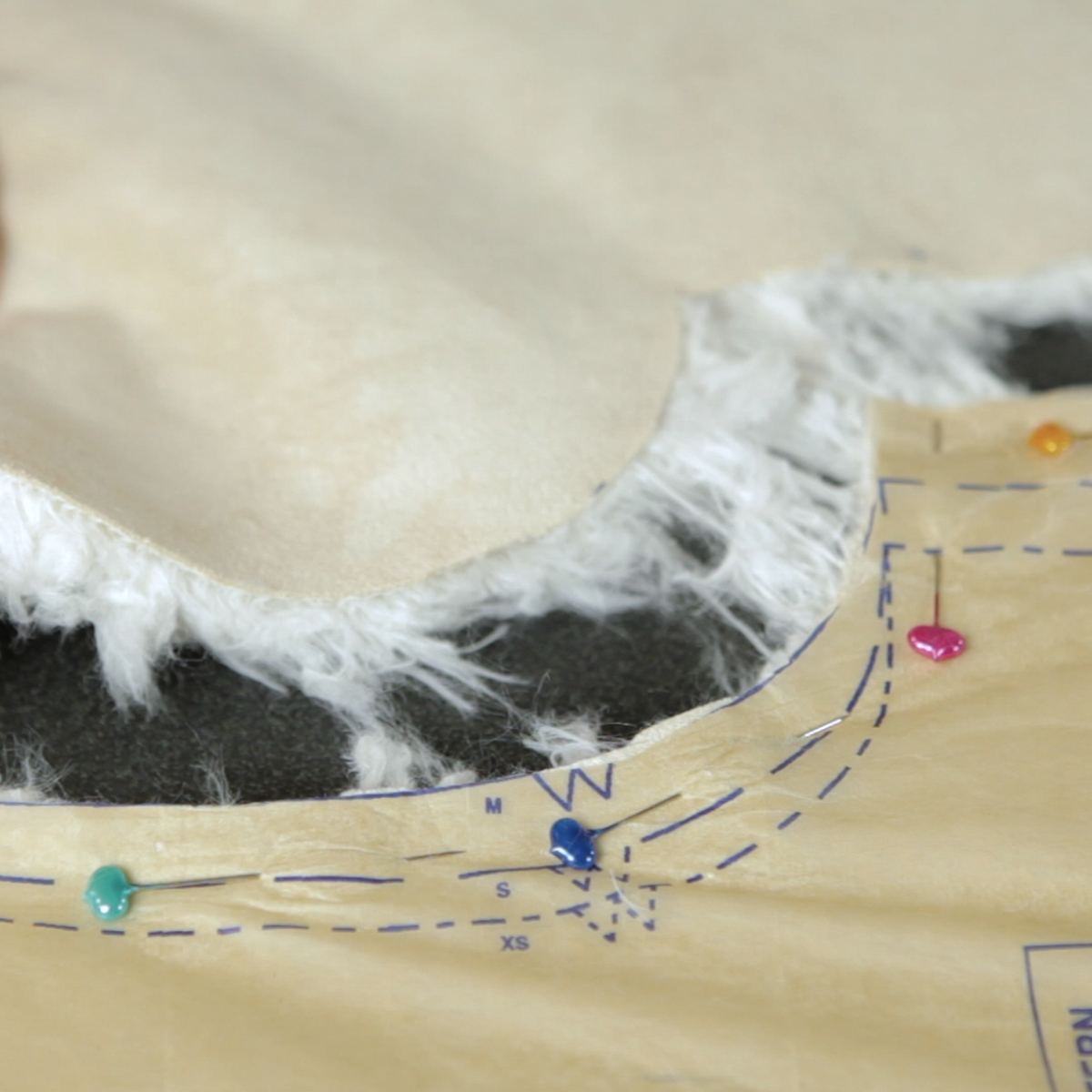 Faux Fur Vest Tutorial-pulling apart the fur pieces closeup