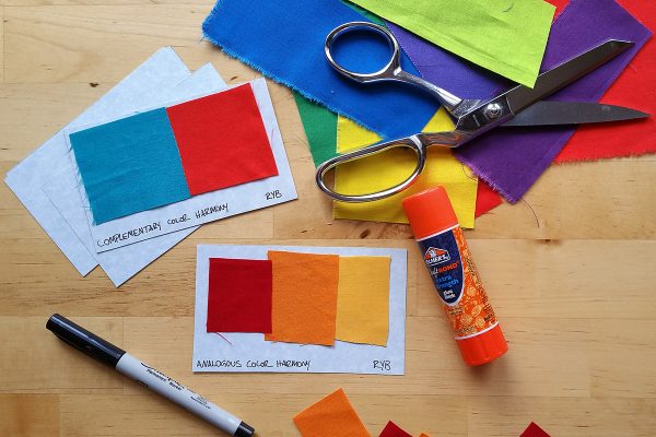 How to use a color wheel