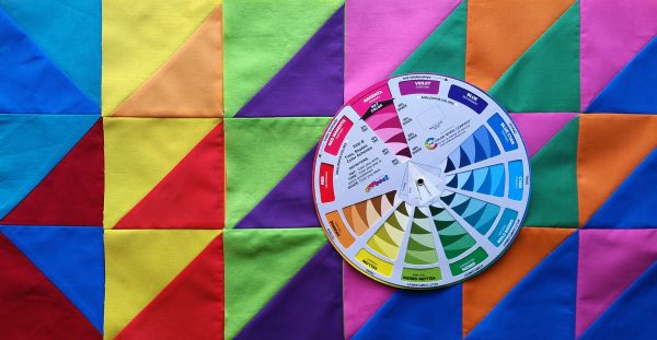 How to use a color wheel