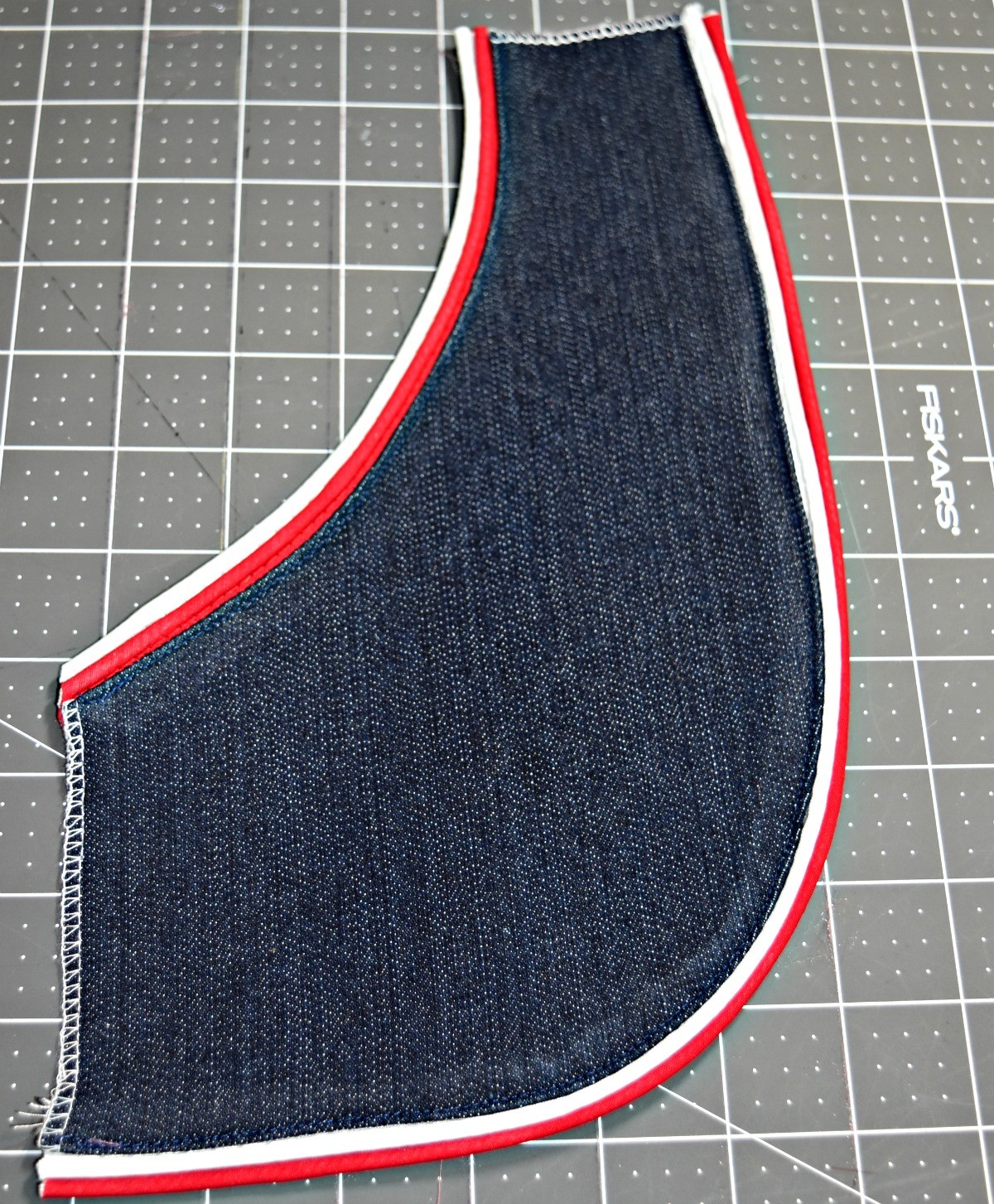 Piped Rear Pockets How to add Piping to Pockets - WeAllSew