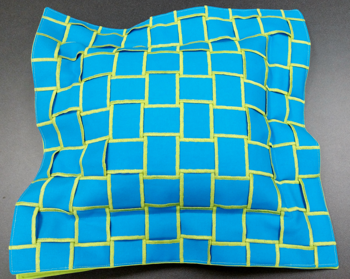 Flange Pillow with distinctive edges