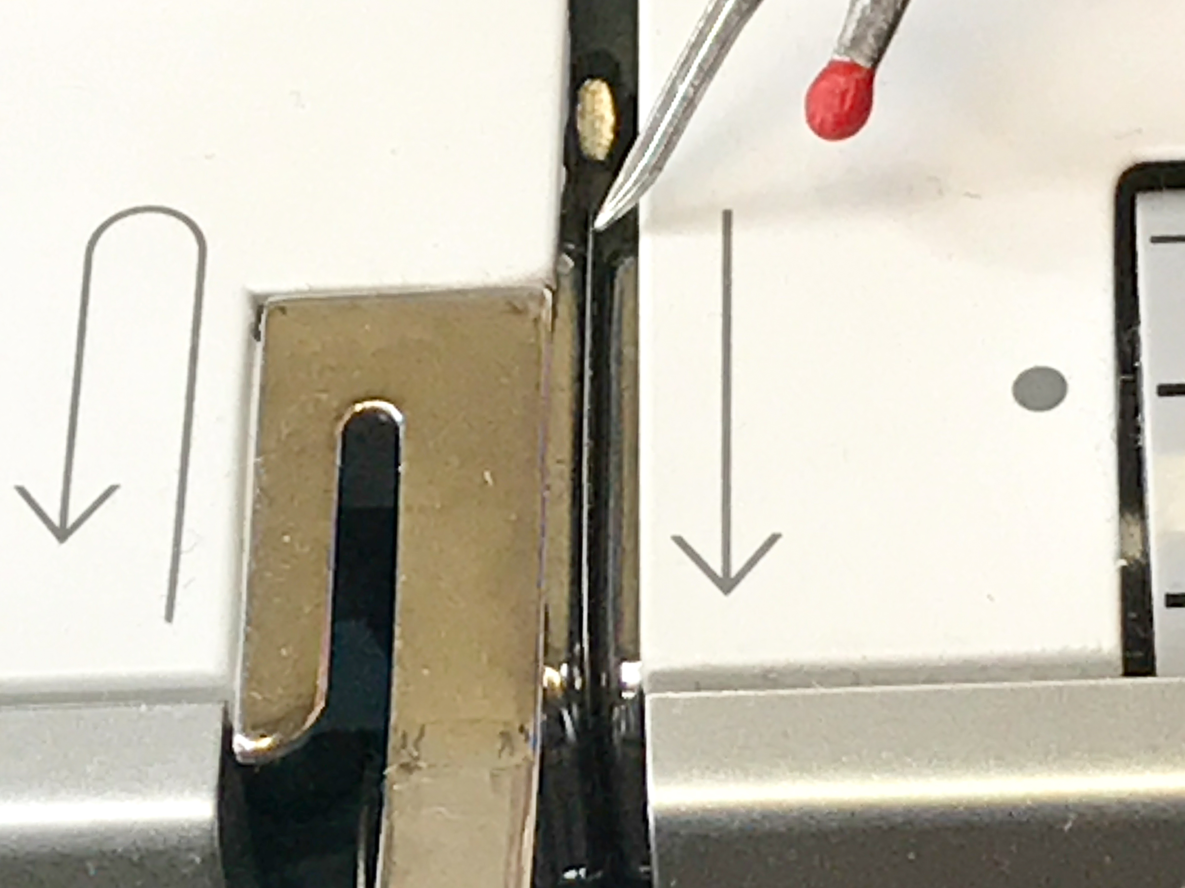 How to Thread a Twin Needle on BERNINA 350 PE