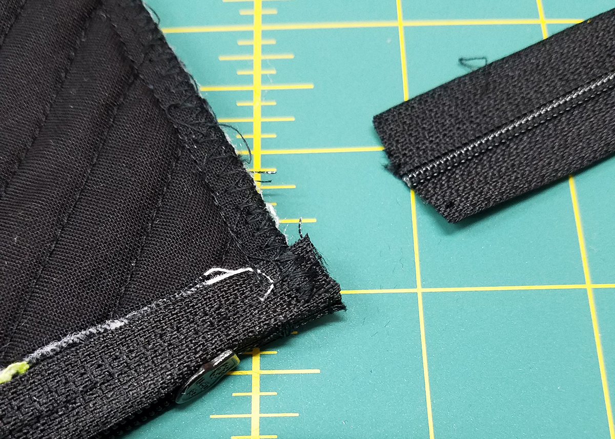 Square in a Square Zipper Bag - Cut the zipper ends off.