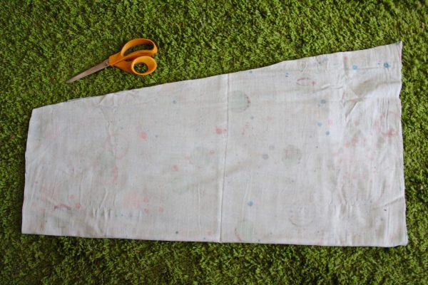 How to Sew an Invisible Zipper Into a Skirt with a Waistband