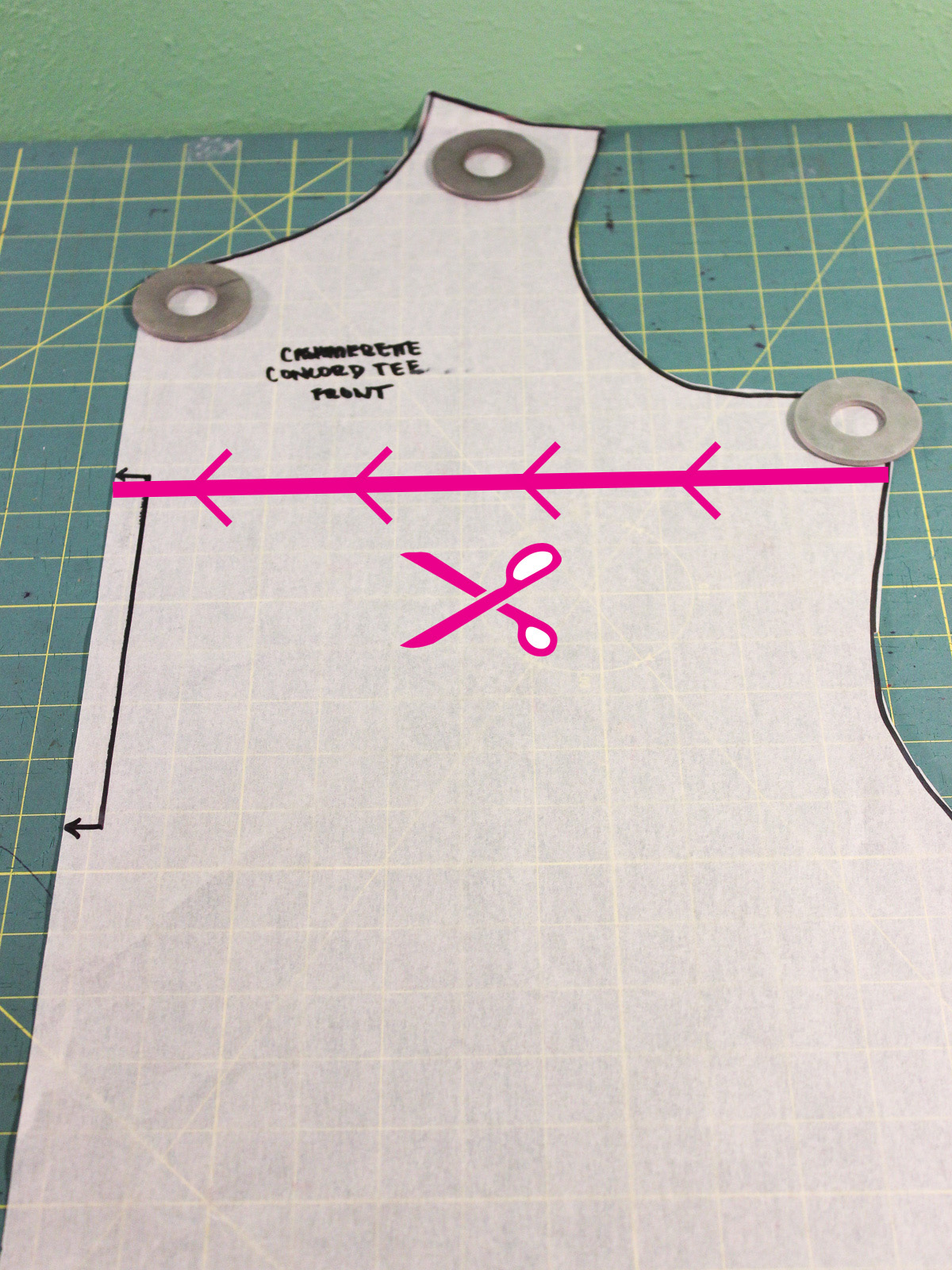 Tip for sewing stable hems on stretchy knits - WeAllSew