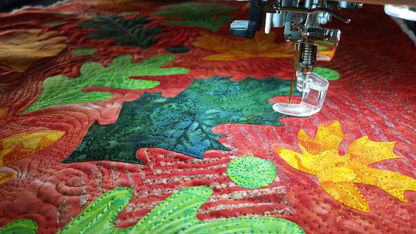 Fall leaves table runner