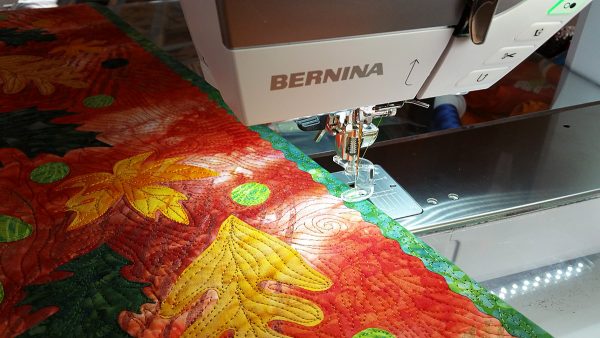 Fall leaves table runner tutorial