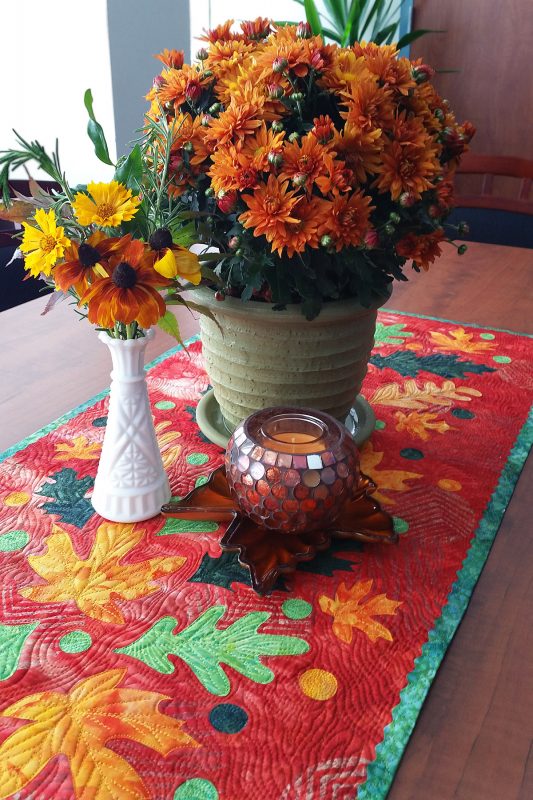 Fall leaves table runner tutorial