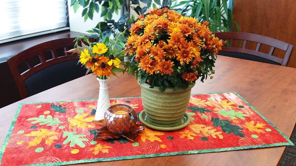 Fall Leaves Table Runner Tutorial