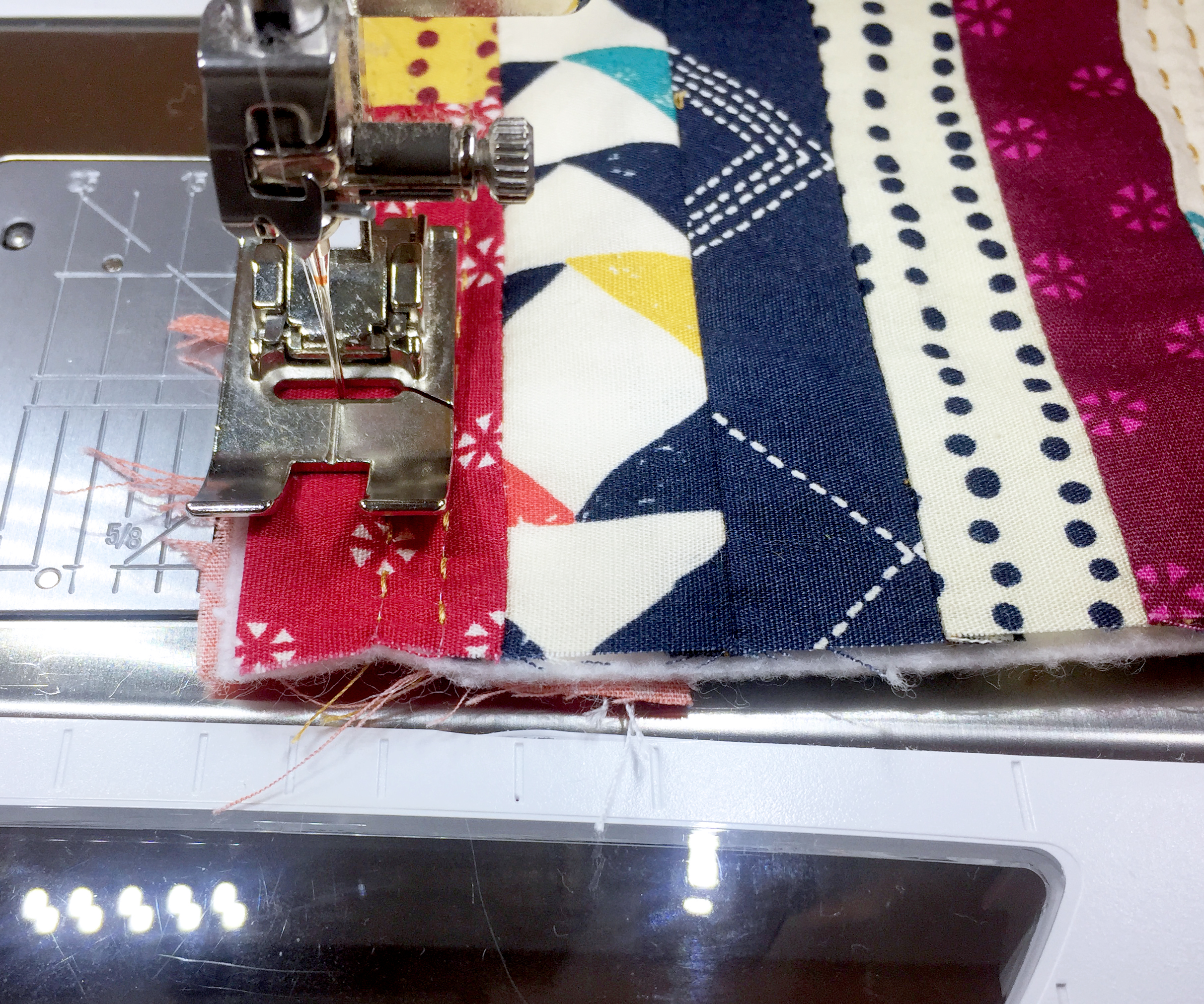 DIY Sewing Machine Cover - WeAllSew