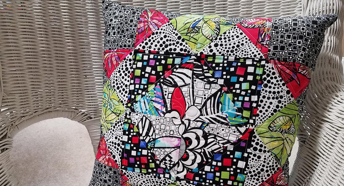 A Girl's Favorite Block Pillowcase with Zipper Insertion
