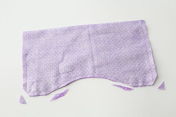 aromatherapy-eye-pillow-cut corners